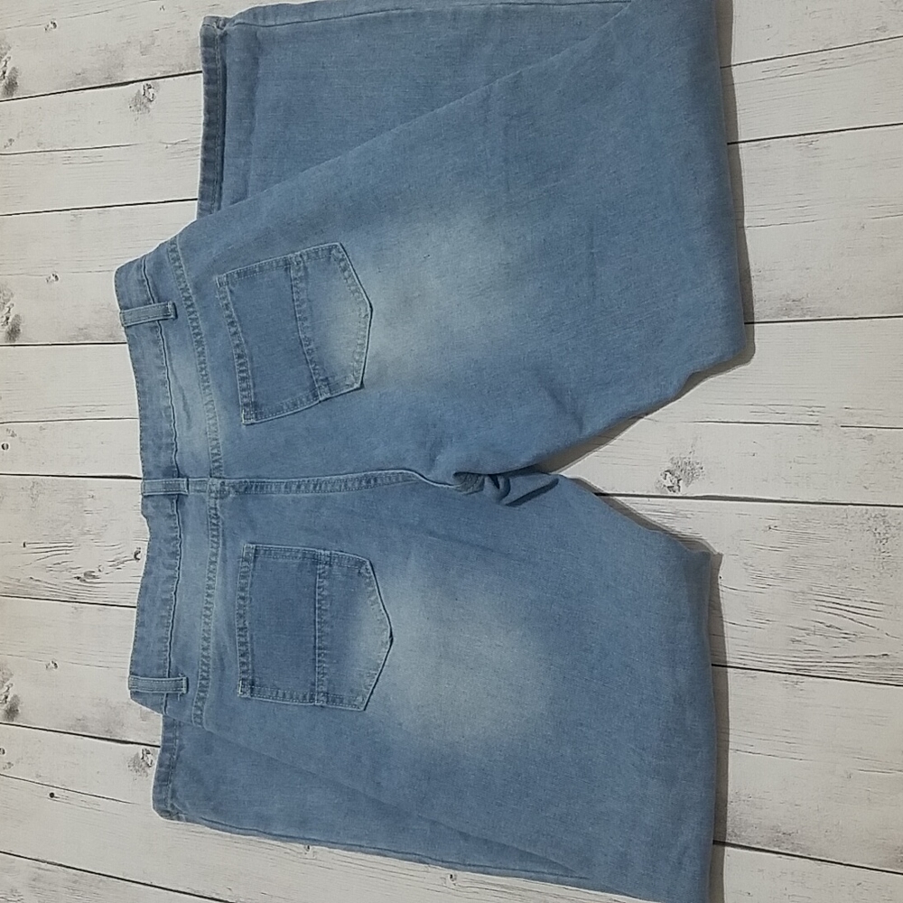 Misslook Large womens Jeans light wash color - Picture 5 of 7